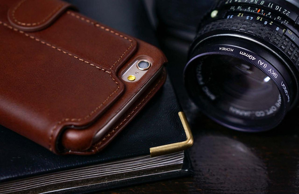 Classic brown leather wallet case for iPhone 5
