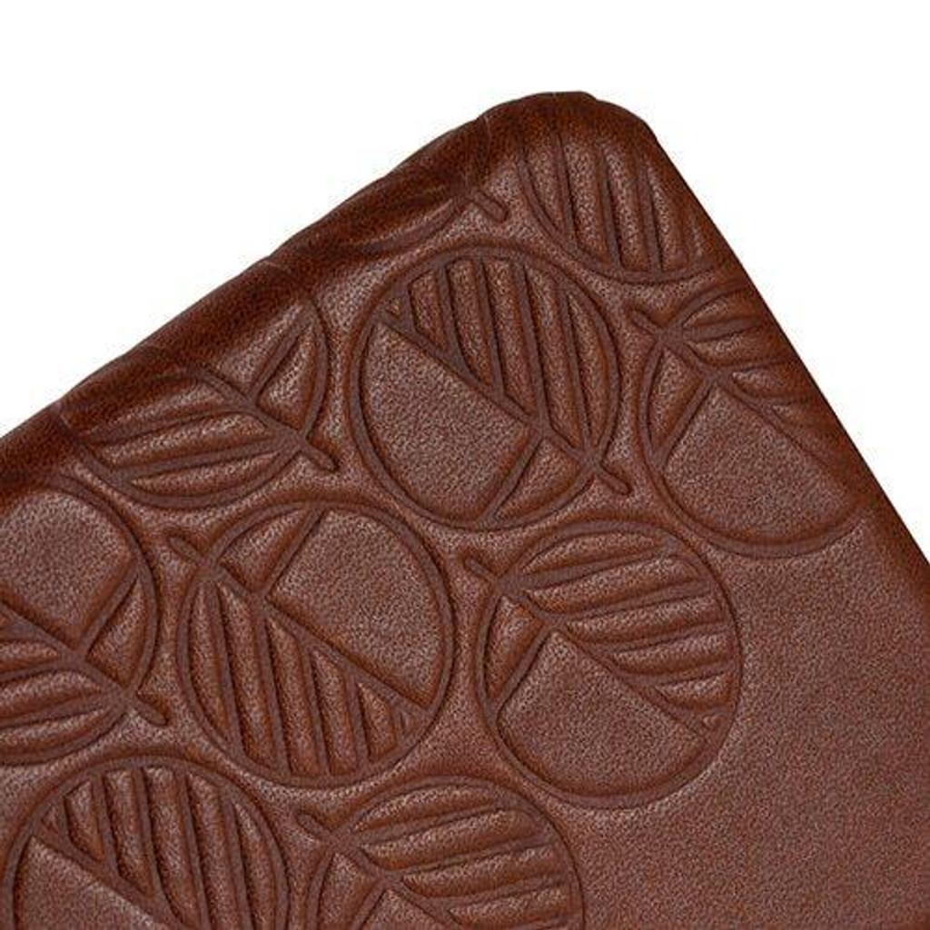 iPhone SE leather case with elegant British design