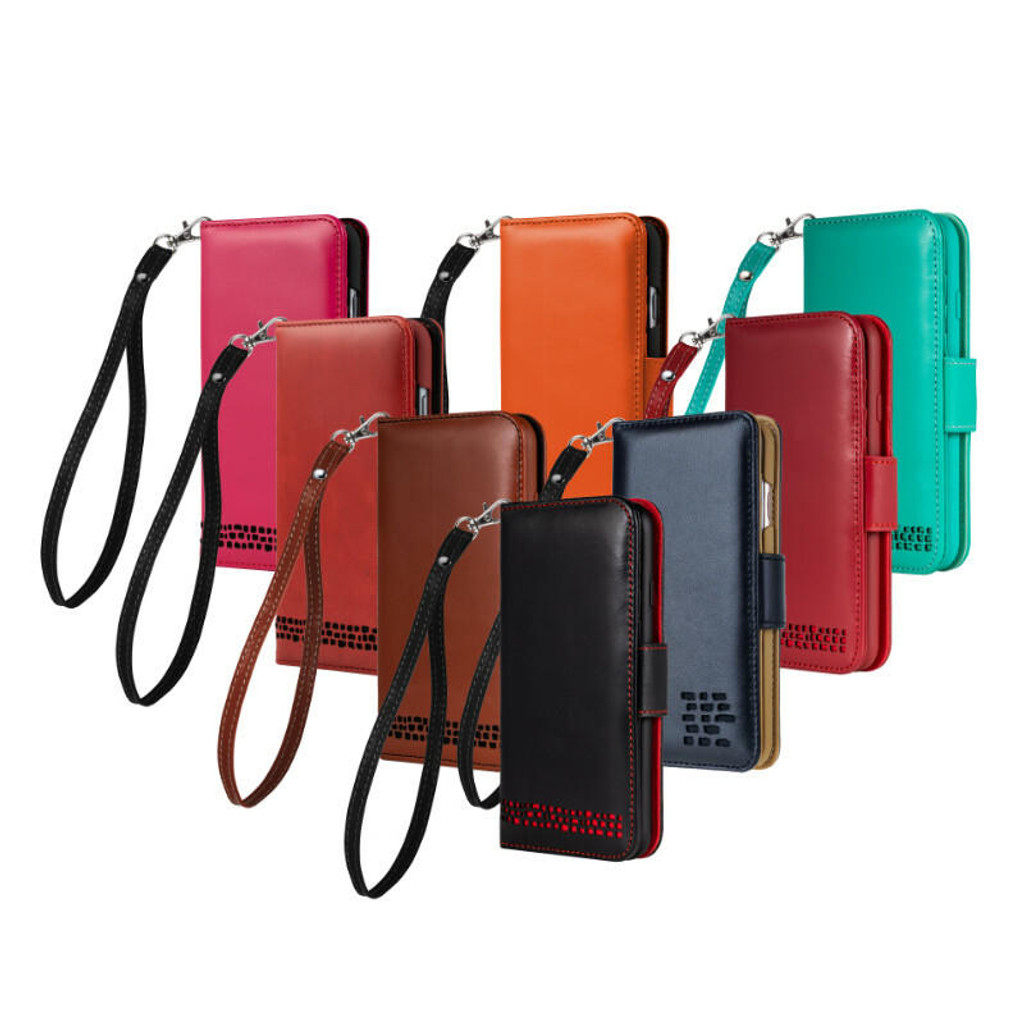 Royale iPhone SE leather wallet case with wrist strap – front view