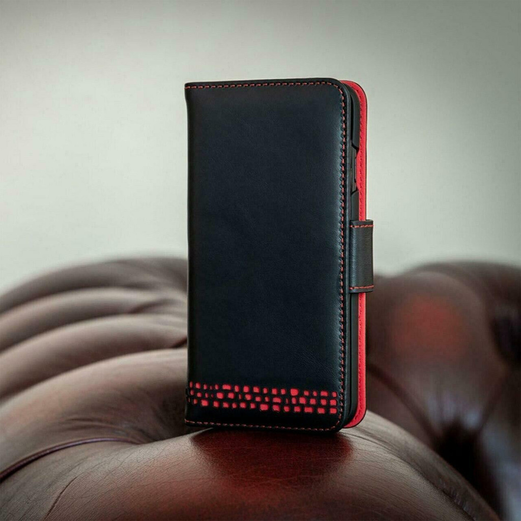 iPhone 12 in Royale wallet case – side profile