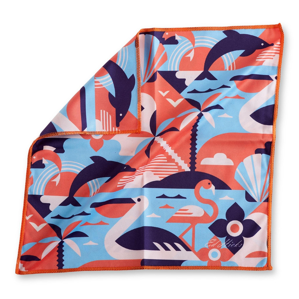 Sealife microfibre cleaning cloth with dolphins and flamingos
