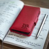 Sleek leather phone case with RFID shielding – Royale