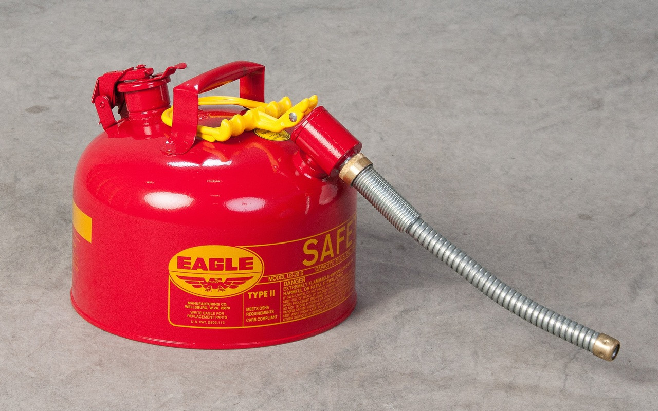 Eagle Safety Can - Type II Red 2.5 Gallons with 5/8