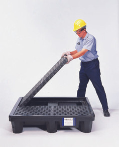 P4 Economy Spill Containment Pallet
