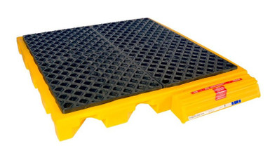 clipped onto the side of the spill deck for easier loading and unloading because of its low-profile 5 and three-quarter
inch height loading and unloading is much easier and safer compared to taller spill pallets