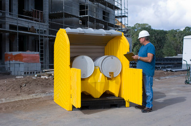 UltraTech HardTop P4 Plus 4 Drum Containment Pallet 9637 - With