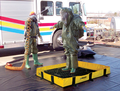 RigidLock Quick Berm Lite Spill Containment Berm