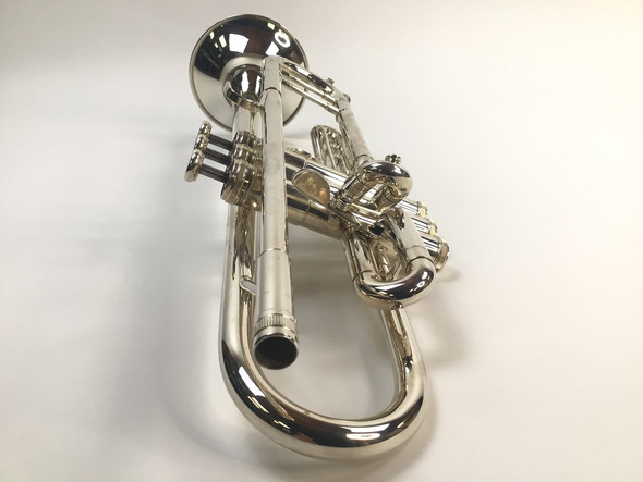 Used King Silver Flair 2055TS Bb Trumpet (SN: 685958)