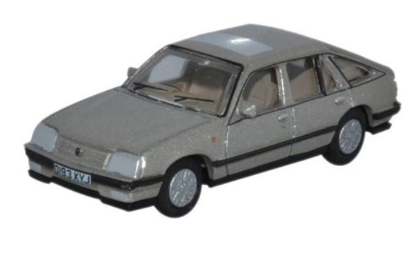 76CAV001 OO VAUXHALL CAVALIER CHAMPAGNE PLATINIUM