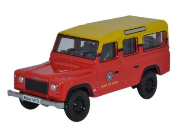 76DEF011 OO LAND ROVER DEFENDER STATION WAGON LONDON FIRE BRIGADE