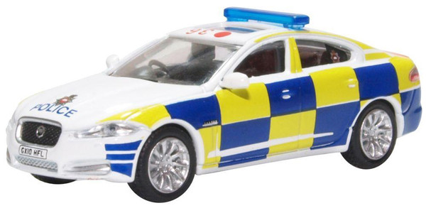 76XF008 OO JAGUAR XF SURREY POLICE