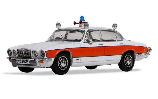 VA13901 1/43 JAGUAR XJ6 SERIES 2 4.2 LITRE AVON & SOMERSET CONSTABULARY