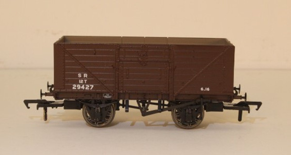 940011 OO 29427 D1379 8 PLANK SR BROWN POST 36