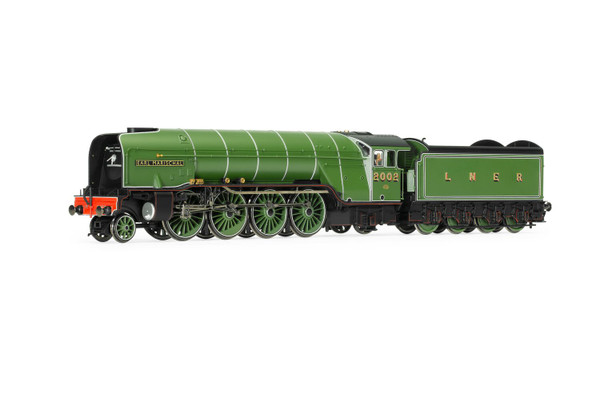 R3984 2002 P2 2-8-2 LNER LINED GREEN EARL MARISCHAL