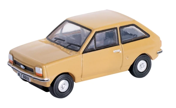 NFF002 N FORD FIESTA MK1 NEVADA BEIGE