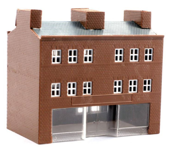 GMKD28 N TOWN SHOP PLASTIC KIT