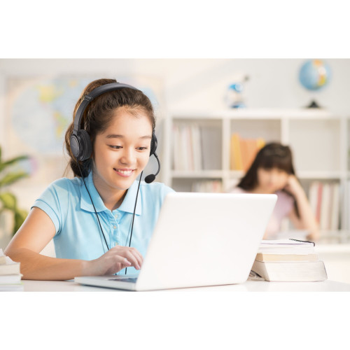 Kensington Whether Attending Virtual Meetings, Making Calls Or Simply Listening To Music, Professionals And Students Alike Need An Affordable Headset That Delivers Clear Audio, Whilst Remaining Comfortable And Compatible With The Lat - K97464WW