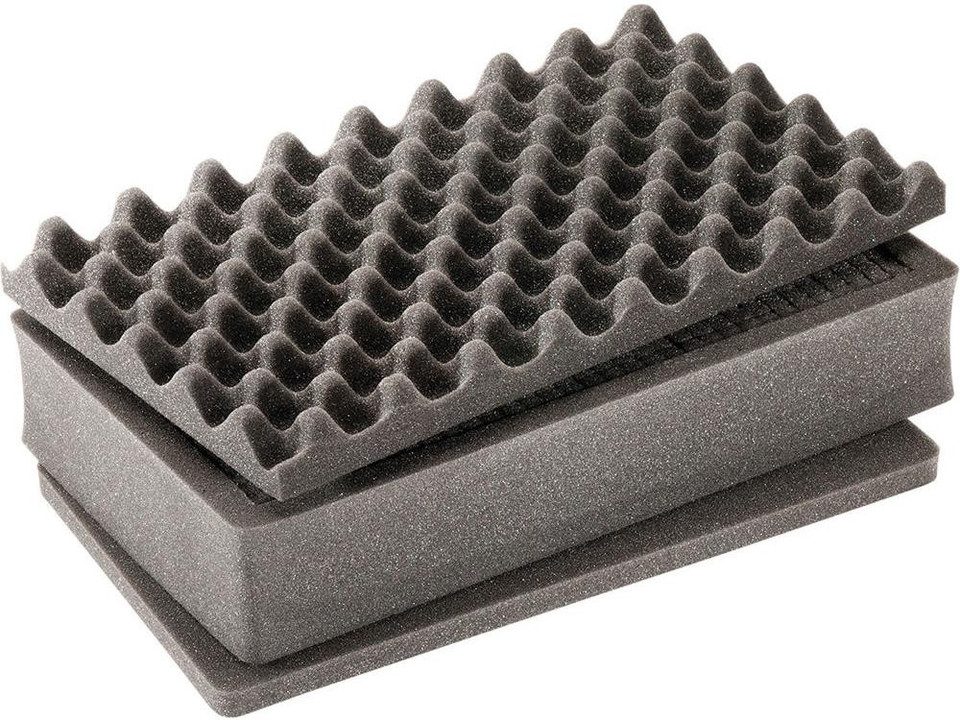 Deployable Systems Pelican 1485Air Case - Silver w/ foam - 014850-0000-180