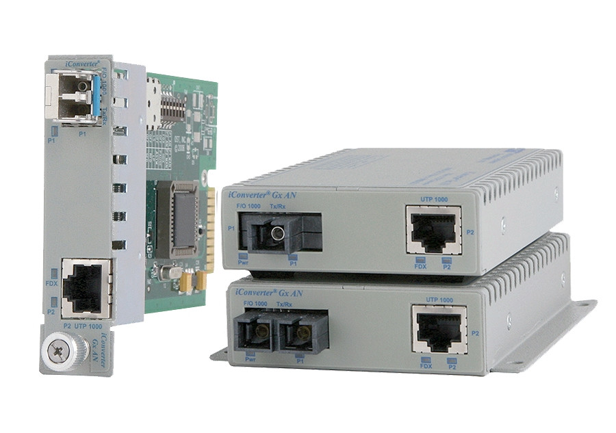 Omnitron iConverter 8786T-0 Transceiver/Media Converter - 1 x LC Ports - DuplexLC Port - Multi-mode - 0.1 mil Fiber - 5 km - AC Adapter - Rack-mountable - 8786T-0