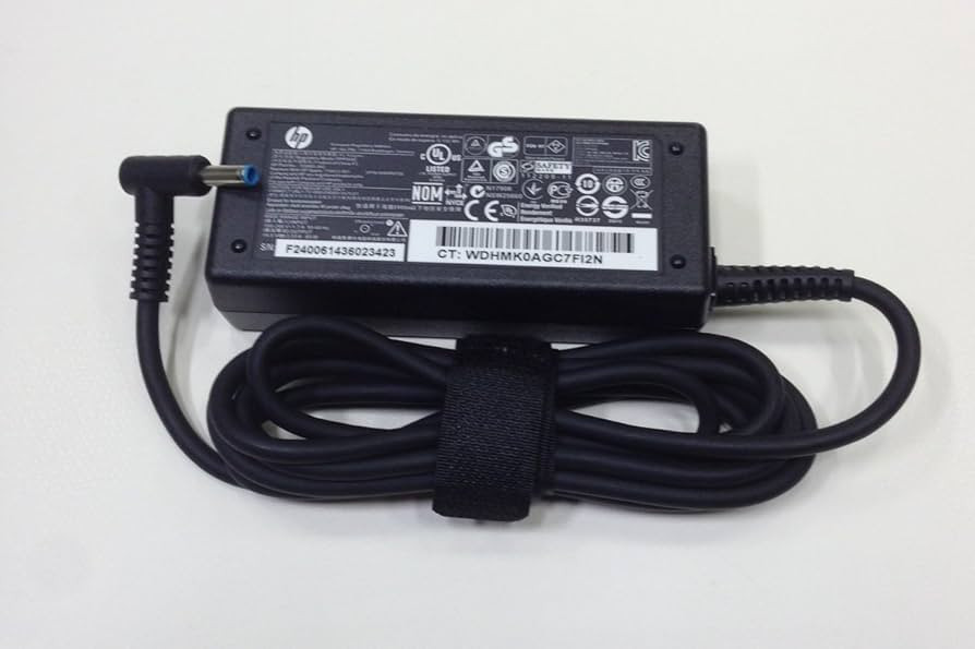 HP AC Adapter - 65 W - 19.5 V DC/3.33 A Output - 709985-002