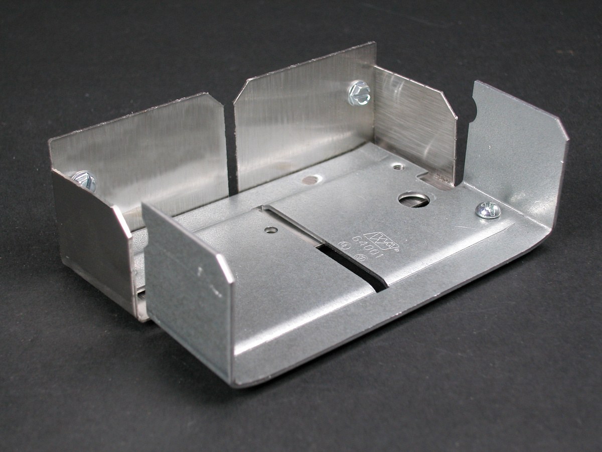 Middle Atlantic INT. ELBOW S.S. - S4017