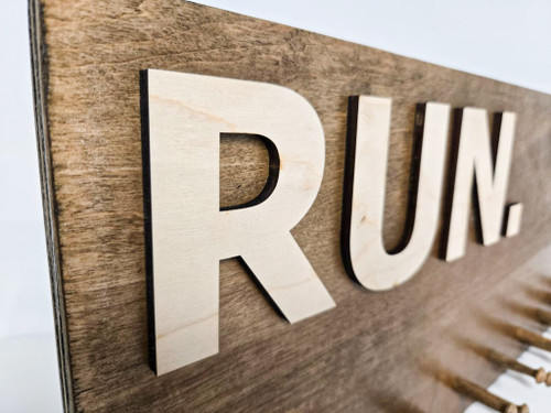  Marathon Medal display  (CWD-828)