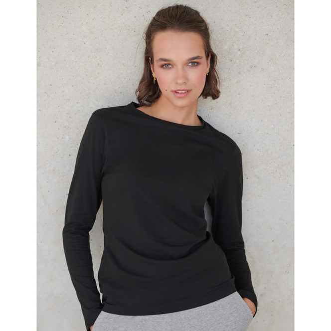 Skinni Fit Women's Long Sleeved Stretch T-Shirt SK124