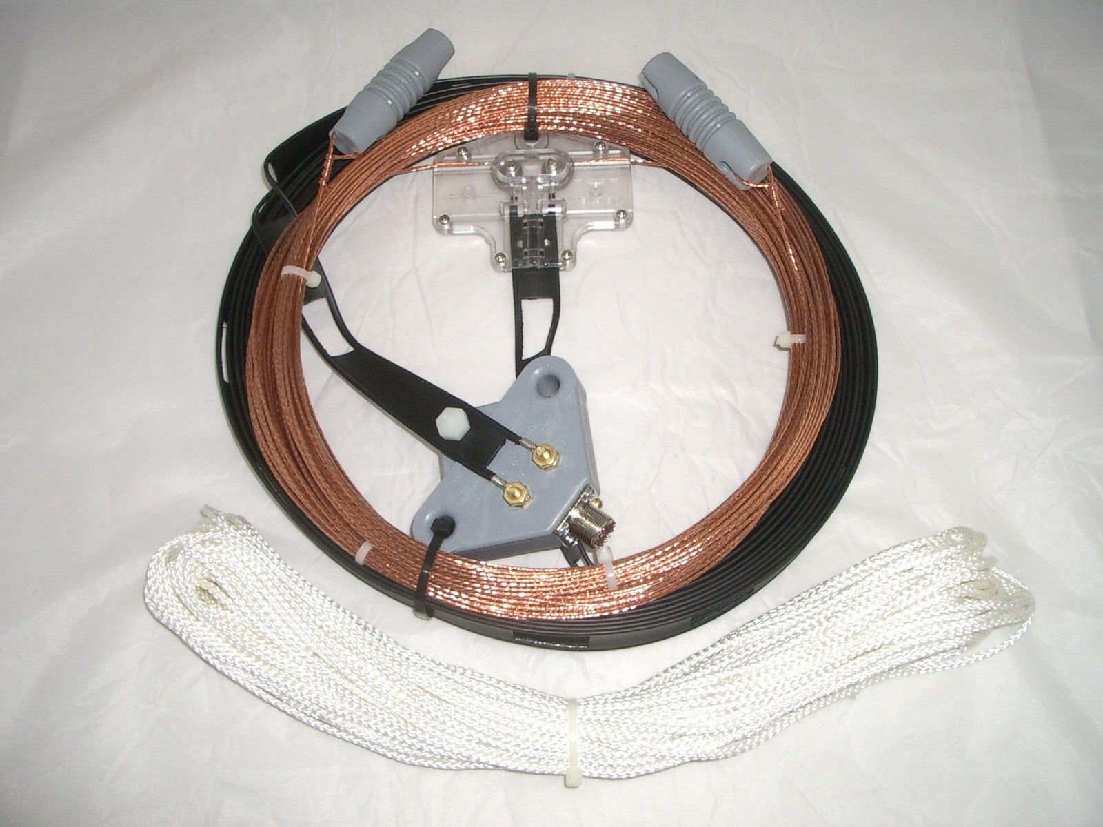 Jetstream G5RV JR - Wire Antenna Kit, 10-40M, Assembled, 1500 w, 14 gauge, SO-239, 51ft length