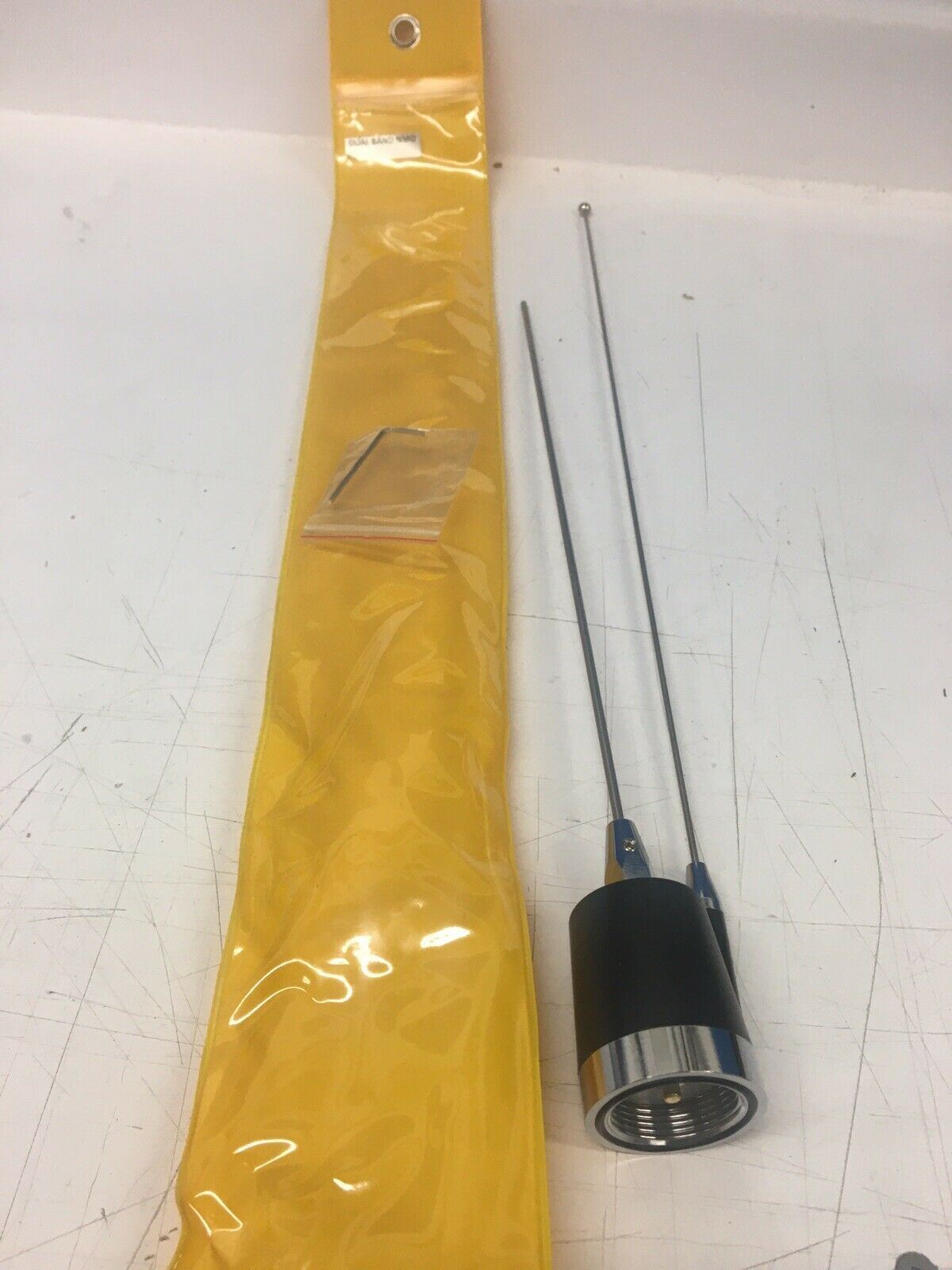 RW- GM55 GMRS NMO Mobile Antenna High Gain 462-467 Mhz. 150 Watt 5.5db RW- GM55 GMRS NMO Mobile Antenna High Gain 462-467 Mhz. 150 Watt 5.5db
