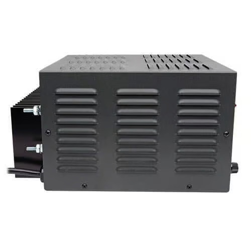 Tripp Lite PR40 Regulated DC Power Supply, 120 VAC Input, 13.8 VDC Output, 550 W Power Rating, 40 A, Benchtop Mount Tripp Lite PR40 Regulated DC Power Supply, 120 VAC Input, 13.8 VDC Output, 550 W Power Rating, 40 A, Benchtop Mount