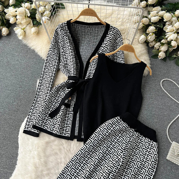 Ensemble Trois Pièces Elégant à Motifs Ensemble Trois Pièces Elégant à Motifs zaxx