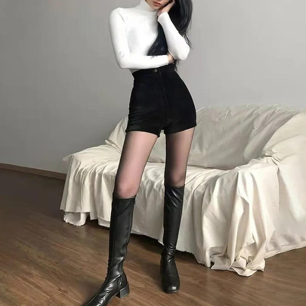 Mini Short Noir Taille Haute zaxx