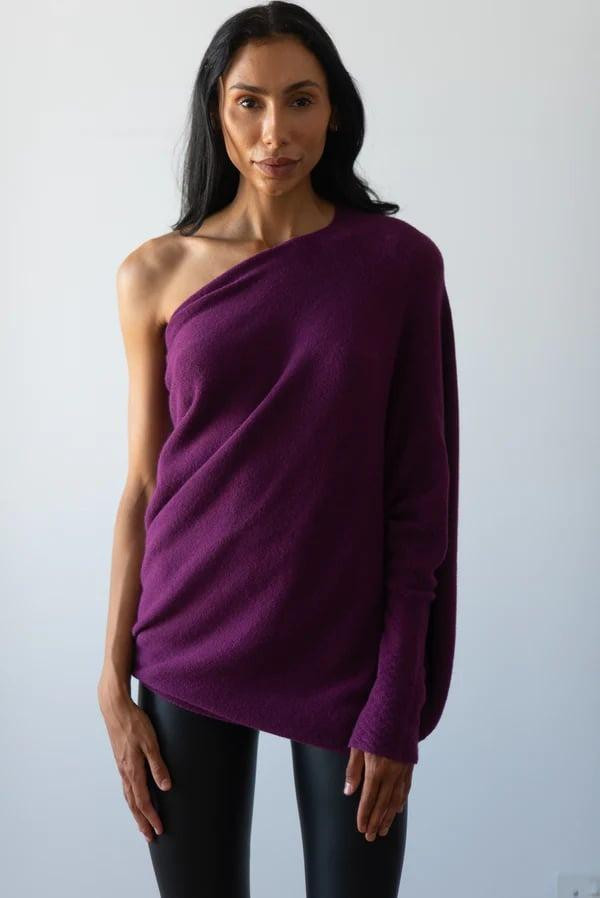 Pull Drapé Asymétrique Zenvora™ Pull Drapé Asymétrique Zenvora™ zaxx