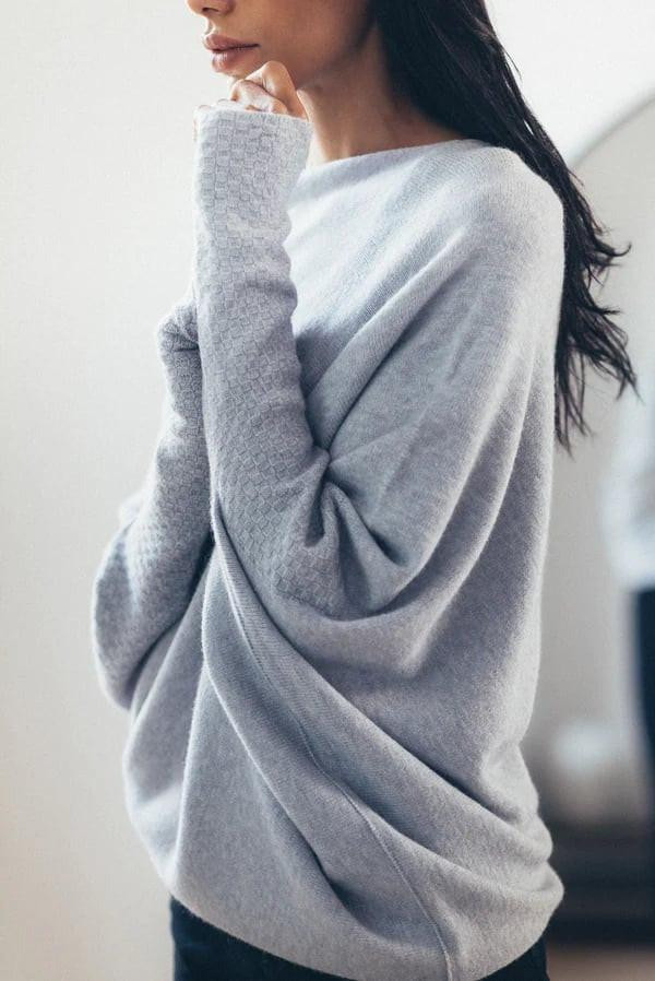 Pull Drapé Asymétrique Zenvora™ Pull Drapé Asymétrique Zenvora™ zaxx