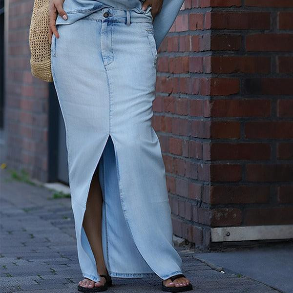 Top Asymétrique avec Jupe Longue Fendue en Denim Denvalta™ Top Asymétrique avec Jupe Longue Fendue en Denim Denvalta™ zaxx