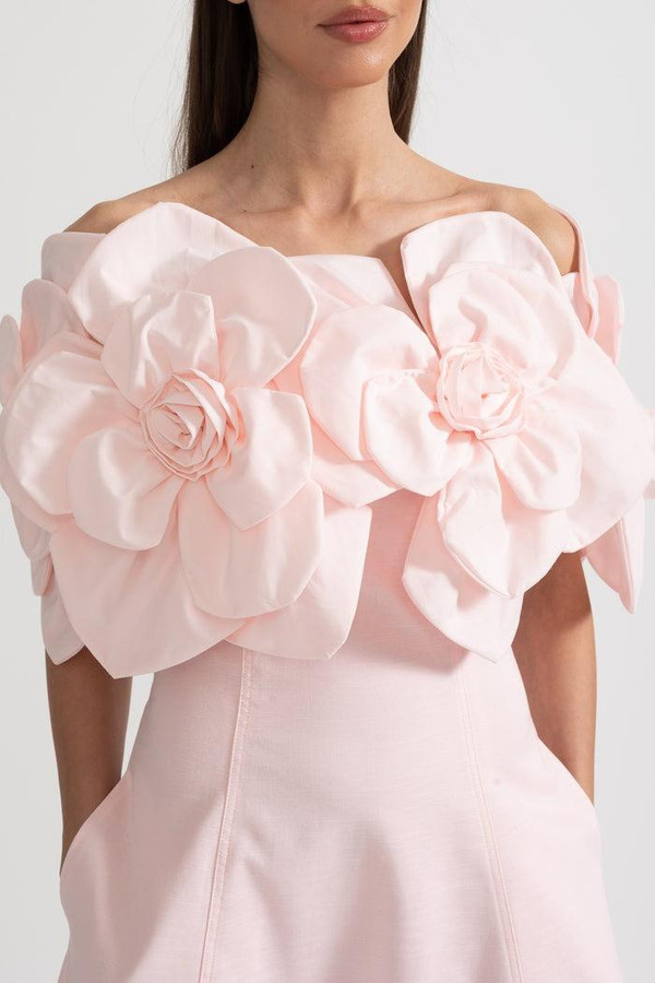 Robe Midi à Épaules Dénudées avec Grands Motifs Floraux en Tissu Floravya™ Robe Midi à Épaules Dénudées avec Grands Motifs Floraux en Tissu Floravya™ zaxx