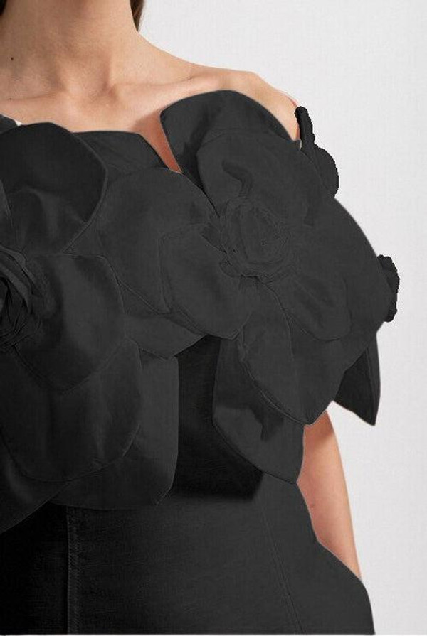 Robe Midi à Épaules Dénudées avec Grands Motifs Floraux en Tissu Floravya™ Robe Midi à Épaules Dénudées avec Grands Motifs Floraux en Tissu Floravya™ zaxx