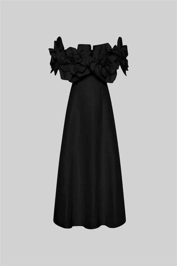 Robe Midi à Épaules Dénudées avec Grands Motifs Floraux en Tissu Floravya™ Robe Midi à Épaules Dénudées avec Grands Motifs Floraux en Tissu Floravya™ zaxx