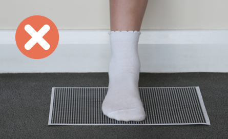 Incorrect image - foot is the wrong way on the grid Incorrect image - orientation of foot incorrect