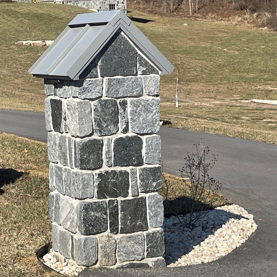 Dark Shadow Square & Rectangular natural thin stone