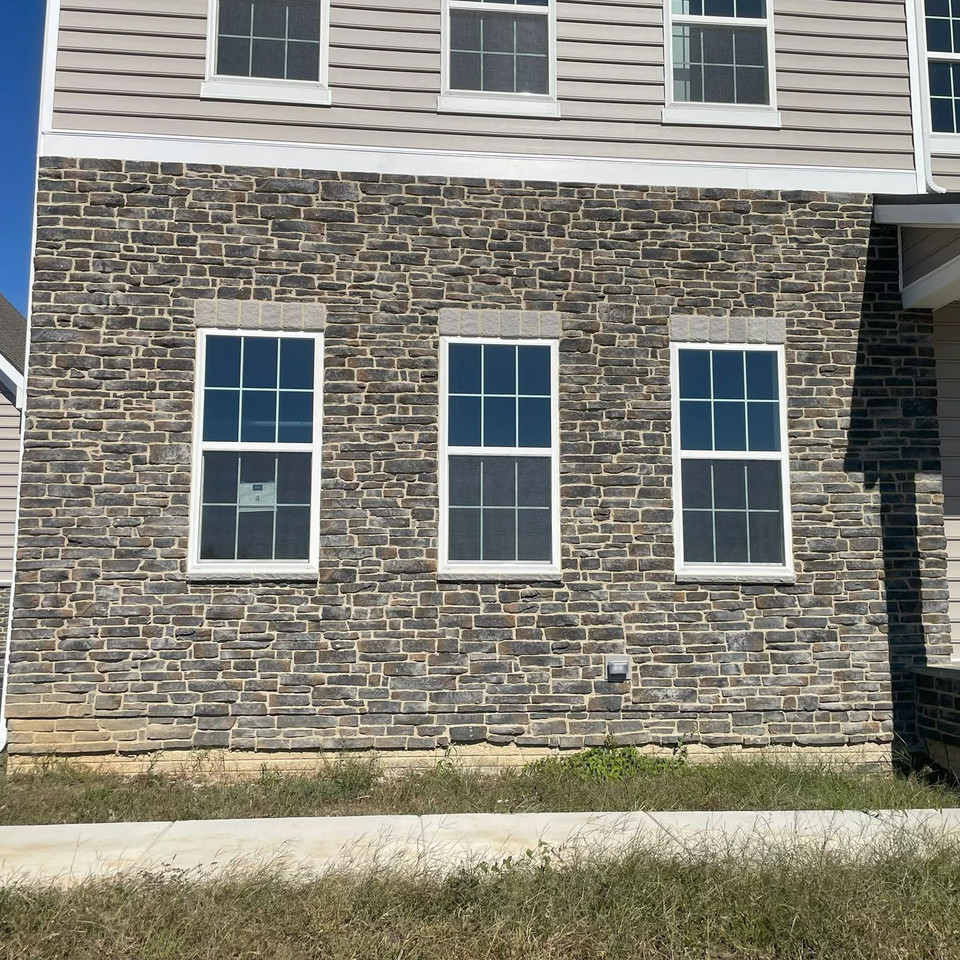 Square & Rectangular Misty Peak natural thin veneer stone