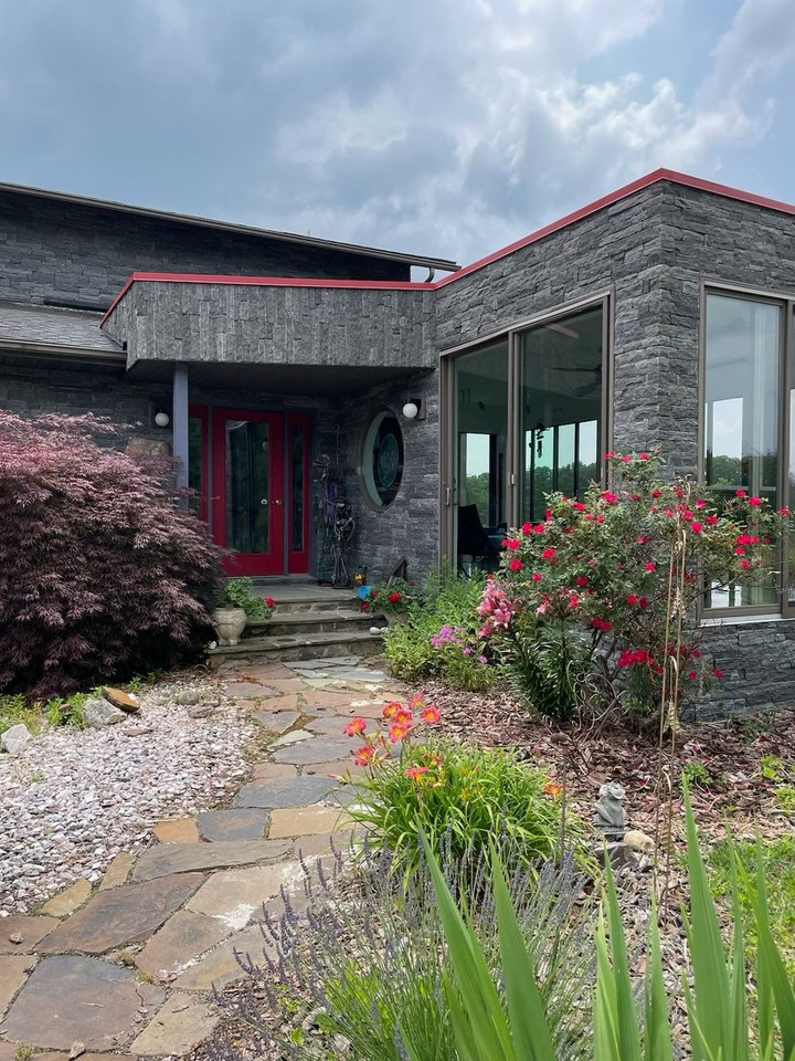 Ledgestone Smokey Mist natural stone