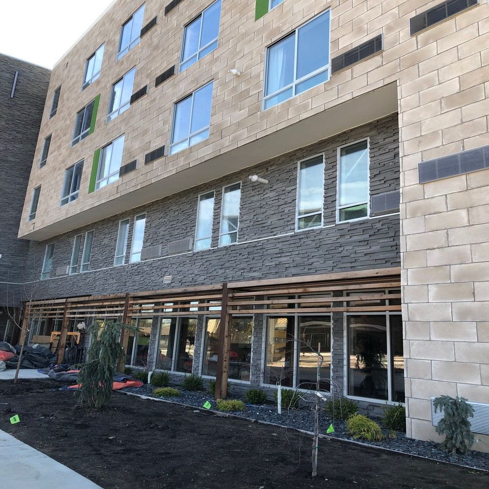 Cast-Fit Parchment & Pro-Fit Modera Ledgestone Carbon Cultured Stone thin stone