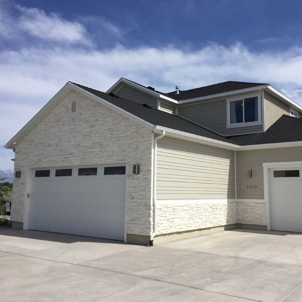 Pro-Fit Alpine Ledgestone Panel Winterhaven cultured thin stone
