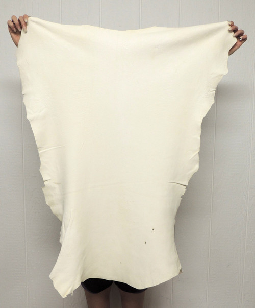 Deerskin Craft Leather - Full Grain - White - 2-3 oz. - 6.5 Square Feet  (Hide #1-41)