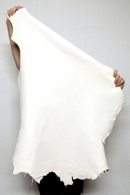 Buckskin Leather - Full Grain - White - 2.25–3.25 oz. - 6.0 Square Feet - (Hide # 4-40)
