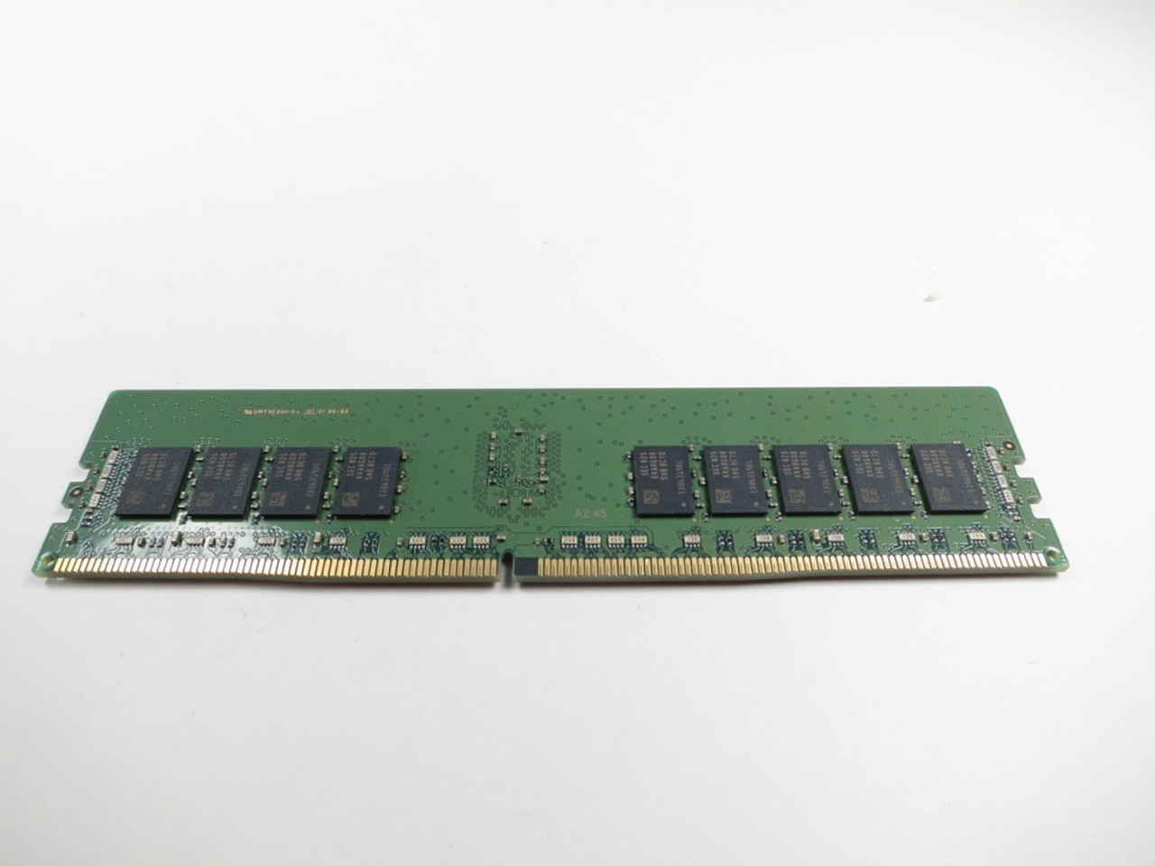 M393A2K43BB1-CTD SAMSUNG 16GB PC4-2666 ECC REG 2Rx8 DDR4 SERVER