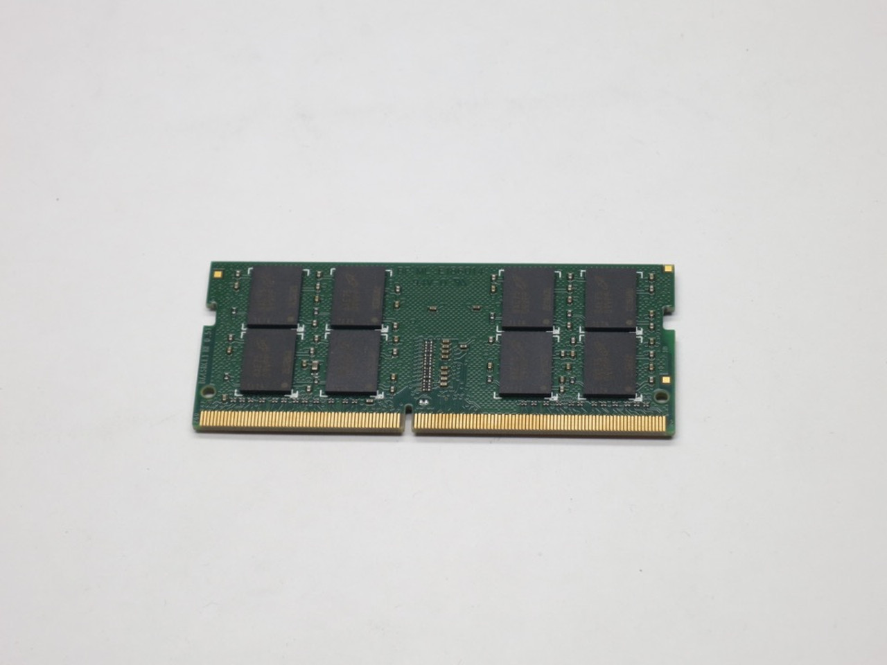 CRUCIAL 16GB DDR4 2400 SODIMM 2Rx8 CL17 PC4-19200 1.2V 260-PIN