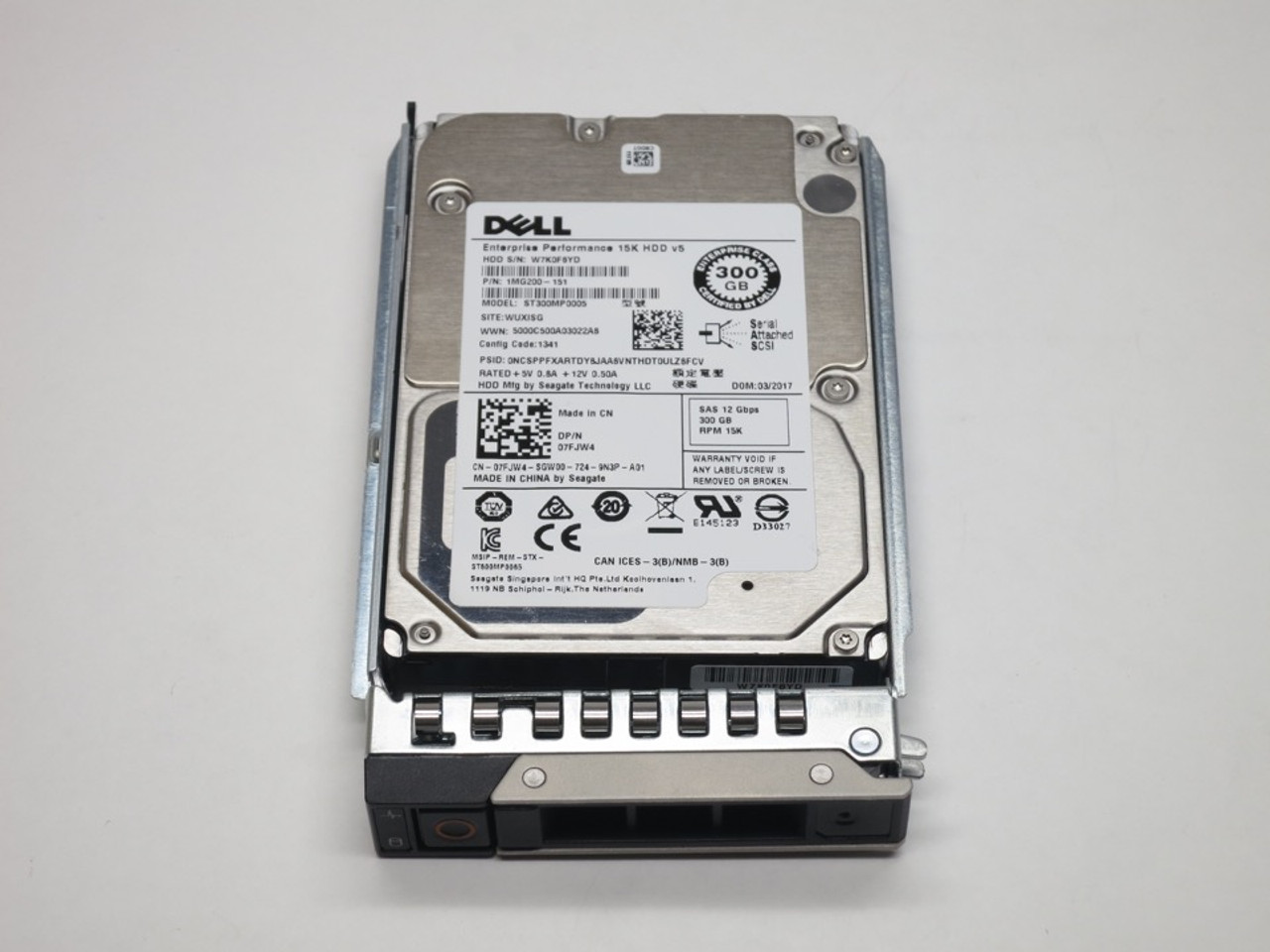 C32KT DELL 300GB 15K SAS 2.5