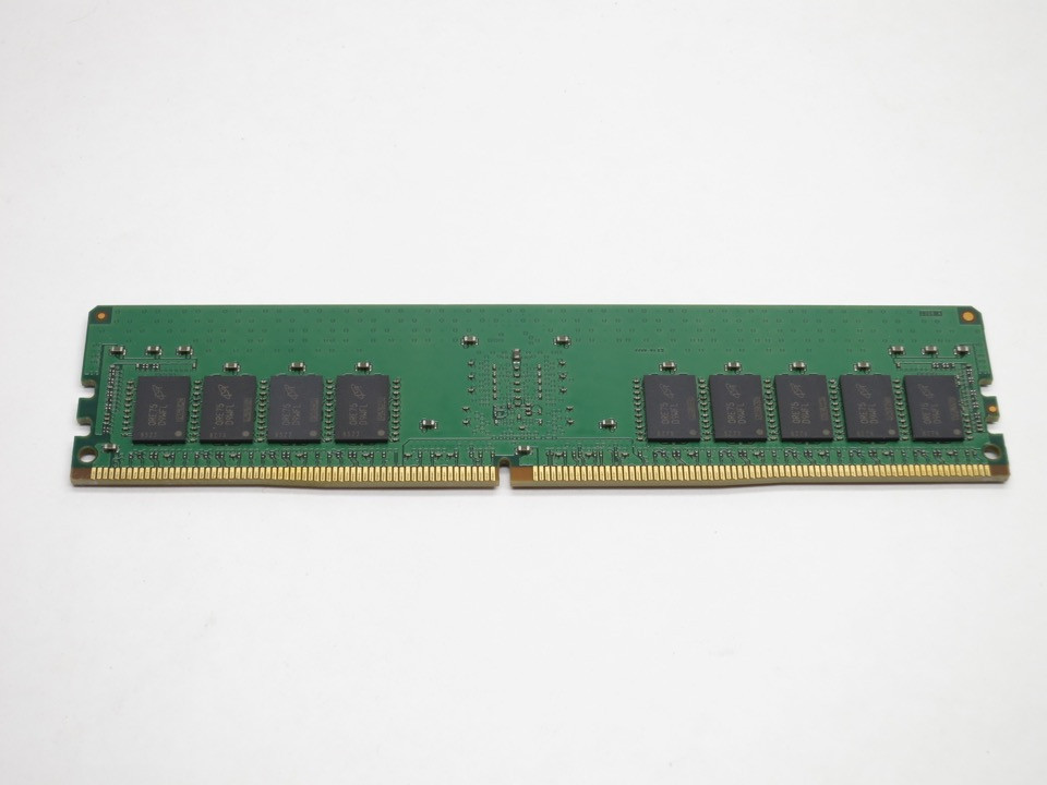 MTA18ASF2G72PDZ-3G2E1 MICRON 16GB DDR4 3200 RDIMM ECC REG 2Rx8 PC4